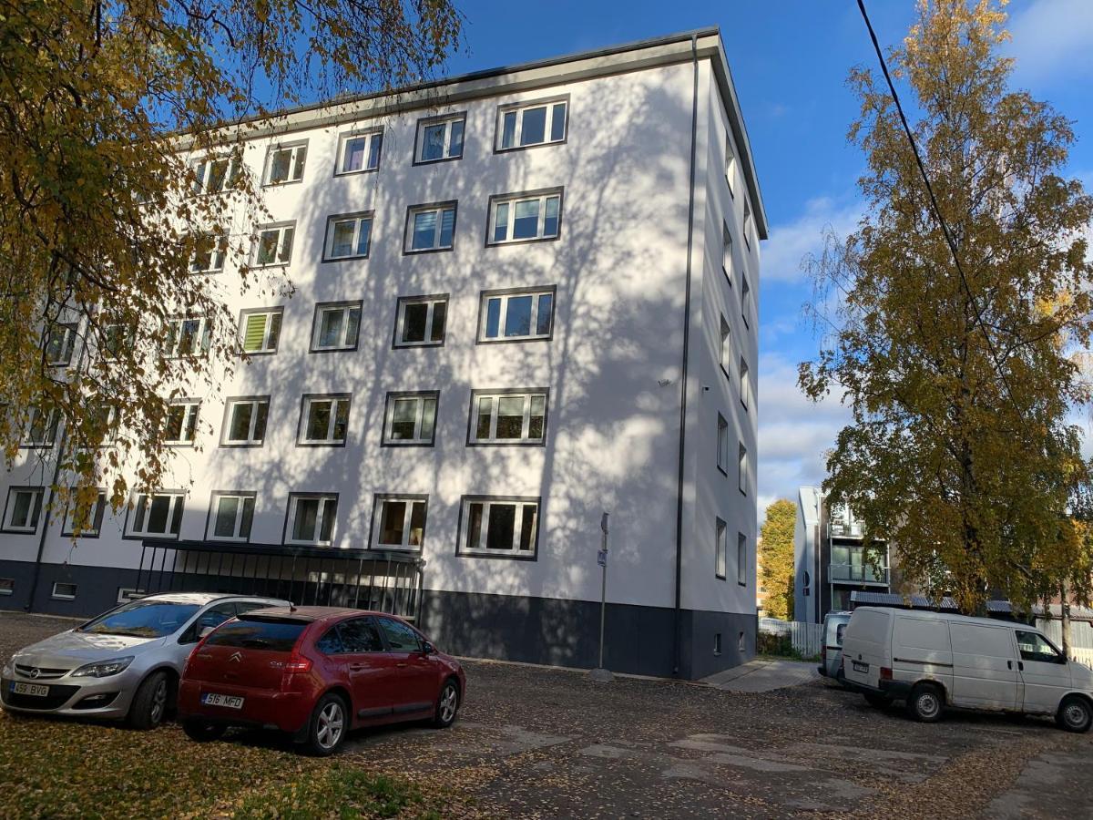 Uus 13B, Beautiful 3-Bedroom Apartment - 3 Big Beds Tartu Luaran gambar